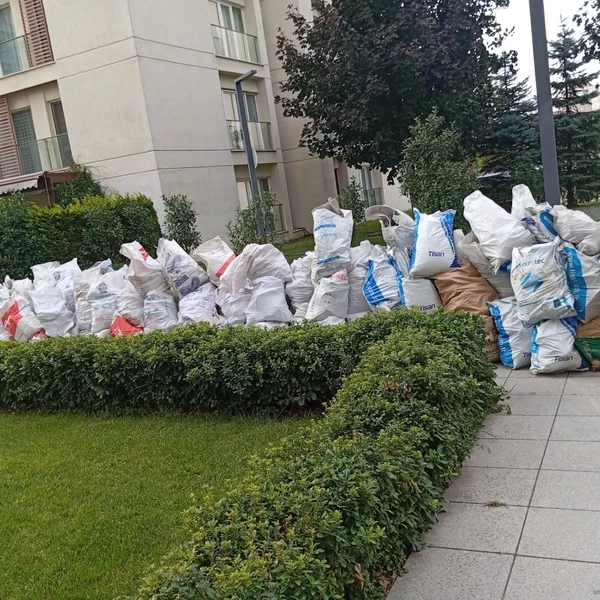 Site İçi Moloz Toplama — Çekmeköy / İstanbul
