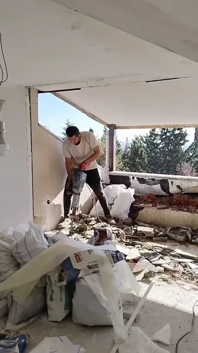 Daire İçi Zemin ve Duvar Kırımı